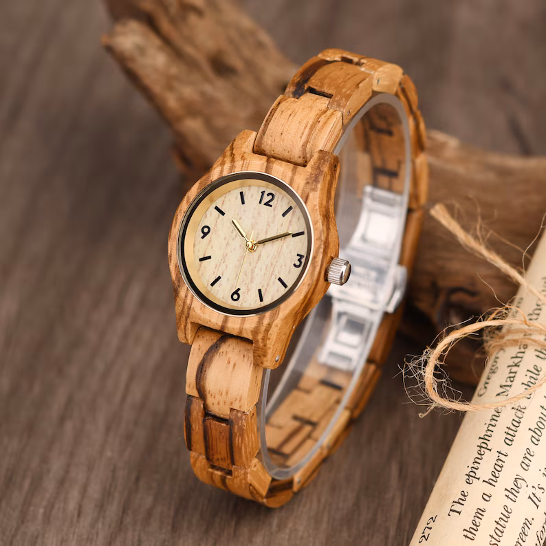 Women's Watch, Wood Watch for Her, Engraved Wood Watch, Mother's Day Gift for Mom, Anniversary Gift for Her, Gift for Mom